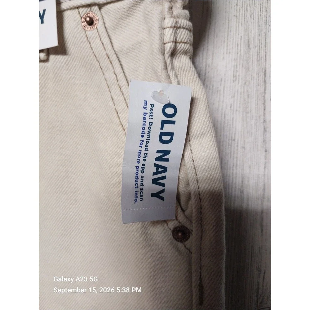 Old Navy Boys Size 6 Beige Below Knee Baggy Canvas Shorts NWT
